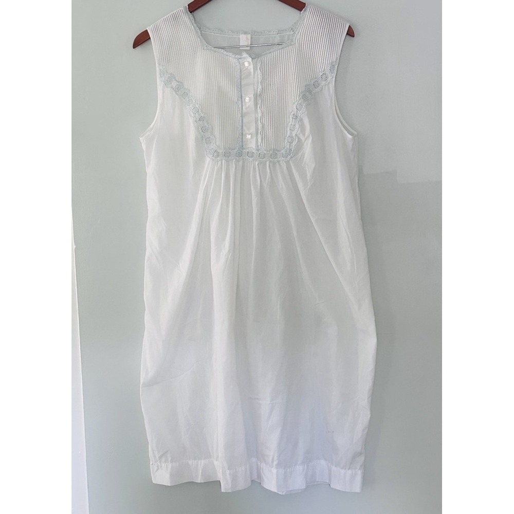 Vtg 70s Barbizon Nightgown Embroidered Eyelet Lace Pintuck Cottage-core Prairie